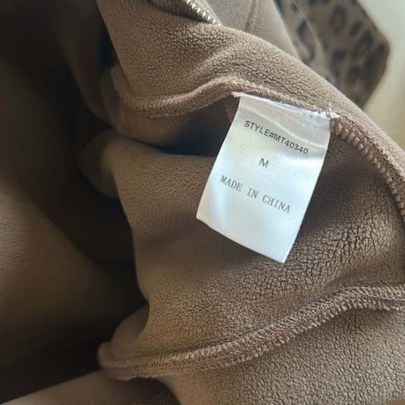 Mello Leopard Jacket Size Medium Brown Black Hood Pockets Full Zip Pockets - Picture 8 of 14